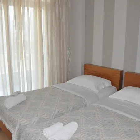 Helia Hotel