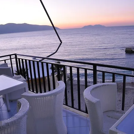Helia Hotel 3*